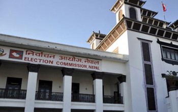 चिकित्सक तथा स्वास्थ्यकर्मीले प्रयोग गर्ने सवारी साधनलाई पास नचाहिने