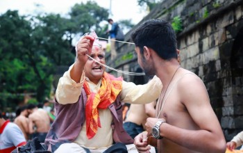 आज जनै पूर्णिमा पर्व, तागाधारीले यज्ञोपवीत धारण गर्दै