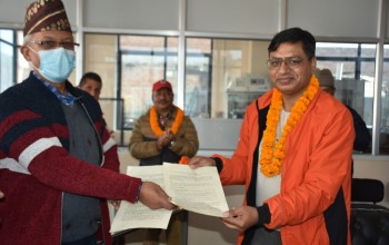 नेपाल रेडक्रस सोसाइटीले काभ्रे शाखालाई रगतको प्लाज्मा छुट्याउने उपकरण दियो