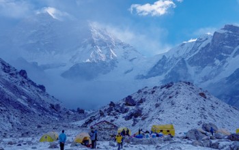 हिम पहिरोमा बेपता ३ जनाको एक महिना पछि शव भेटियो 