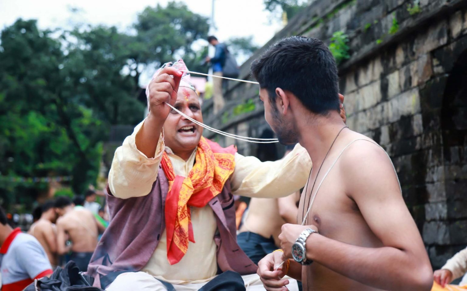 आज जनै पूर्णिमा पर्व, तागाधारीले यज्ञोपवीत धारण गर्दै