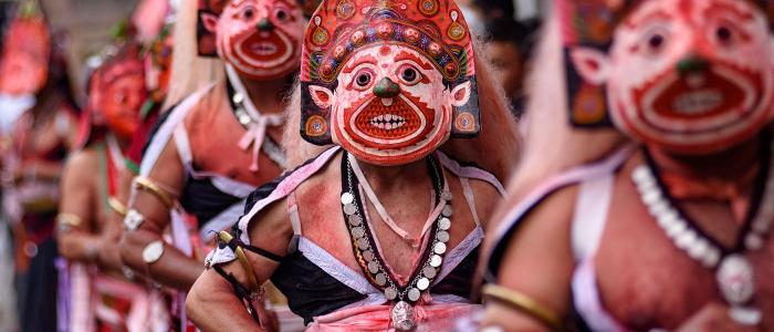 कोरोनाको कहरः नीलबाराही नाच राति मात्र सञ्चालन